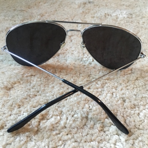 Reflective blue aviators - Picture 3 of 3